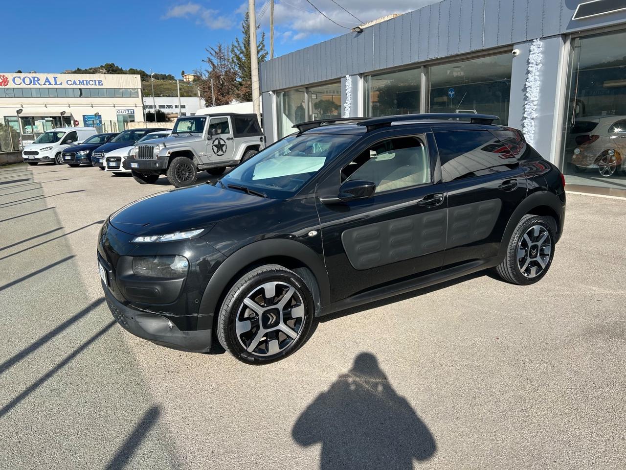 Citroen C4 Cactus BlueHDi 100 Shine