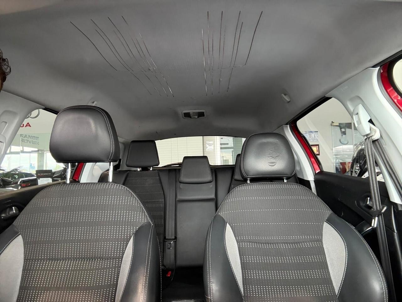 Peugeot 2008 BlueHDi 100 Allure