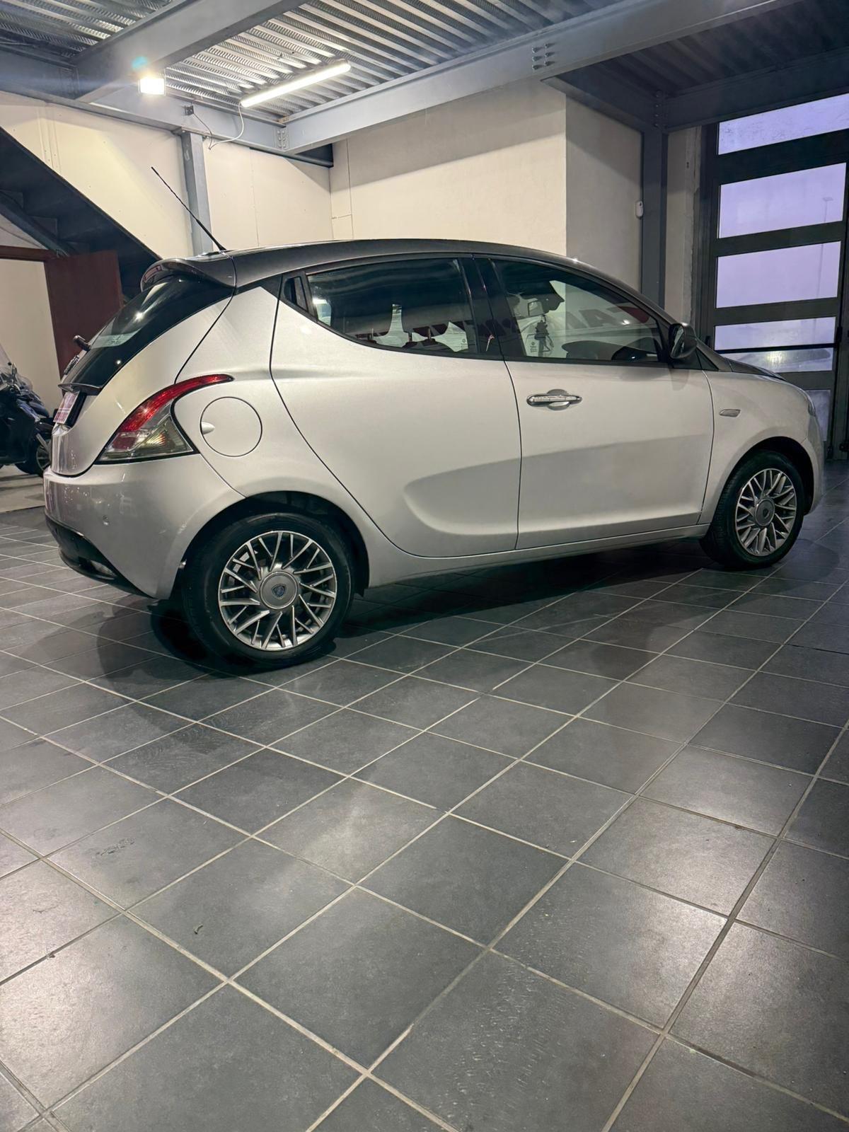 LANCIA NEW YPSILON- GPL - NEOPATENTATI