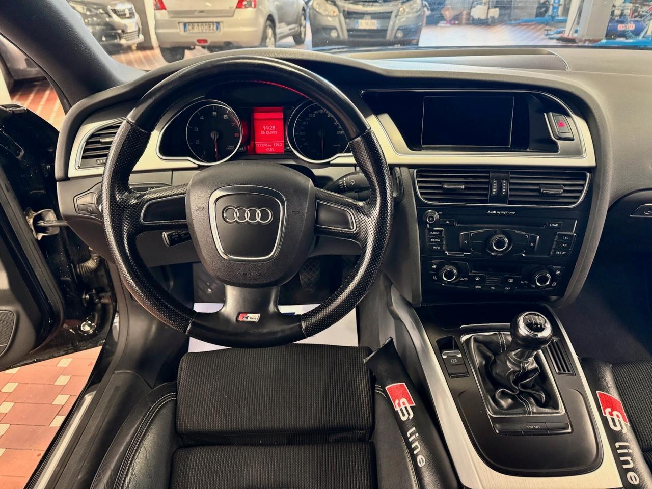 Audi A5 2.0 TFSI 180 CV Ambiente