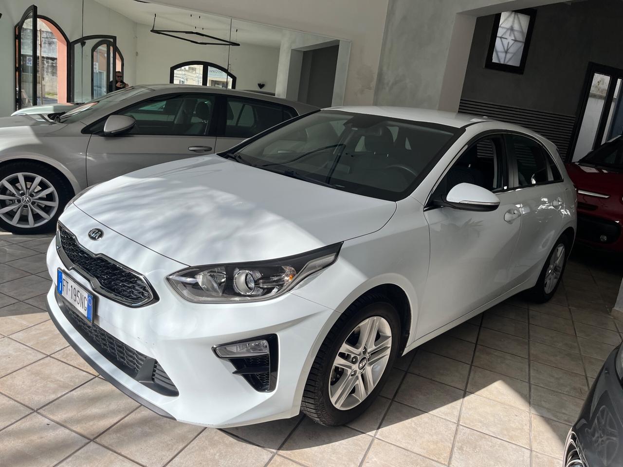 Kia Ceed 1.4 MPi GPL SW Business Class
