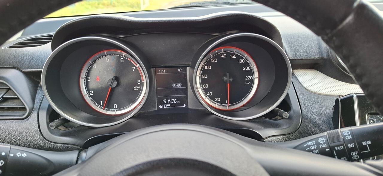 Suzuki Swift 1.2 vers. Cool