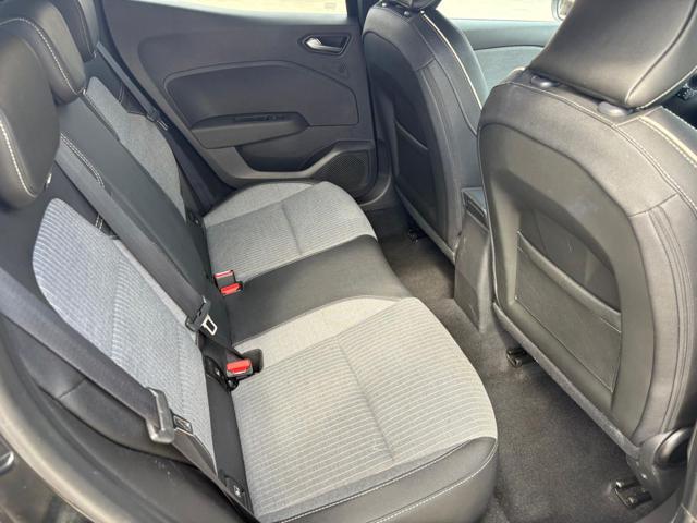 RENAULT Clio TCe 90 CV 5 porte Techno