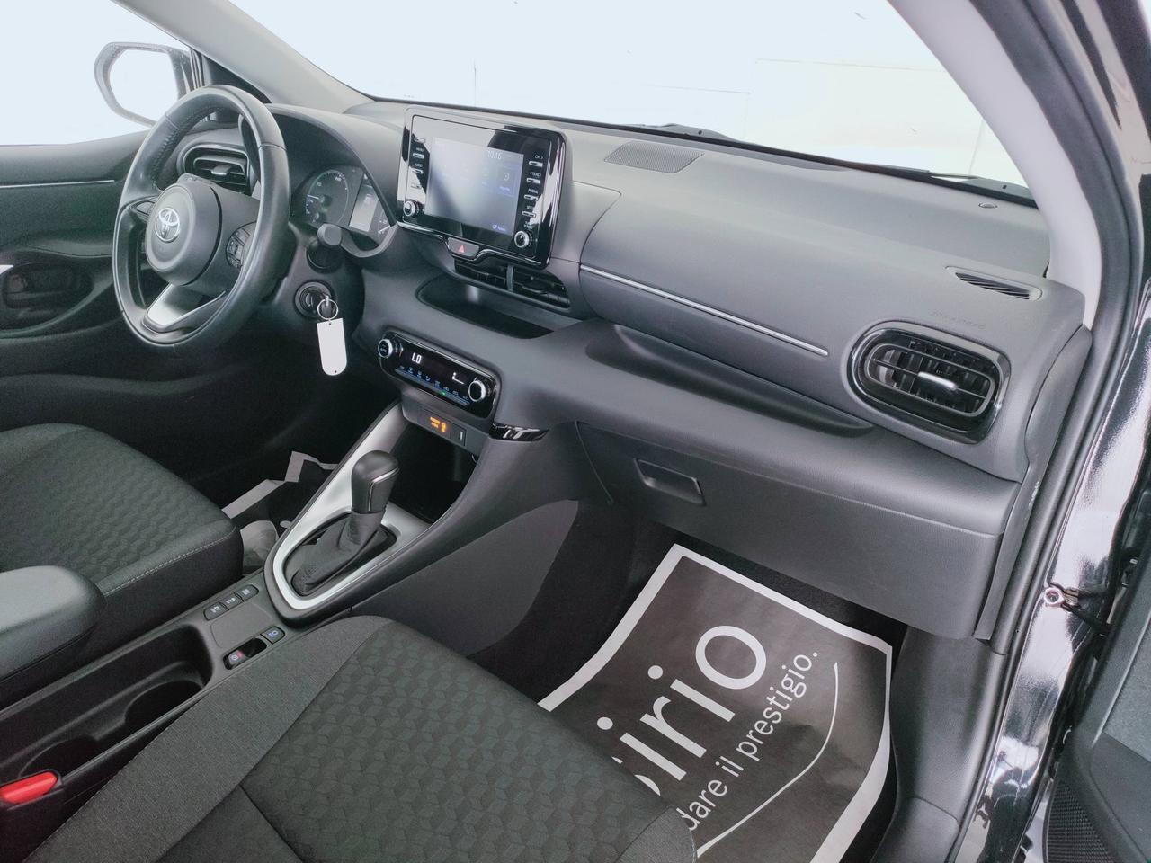 TOYOTA Yaris IV 2020 - Yaris 1.5h Active