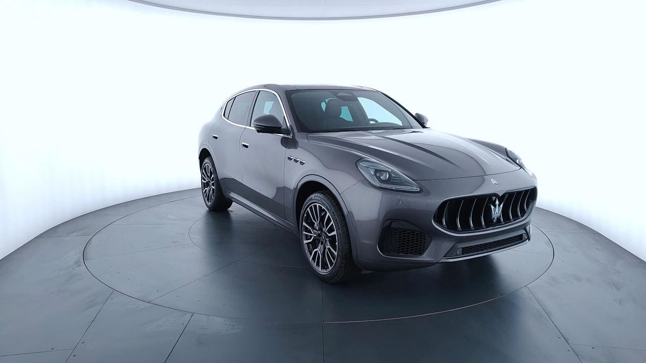 Maserati Grecale MHEV 250 CV AWD