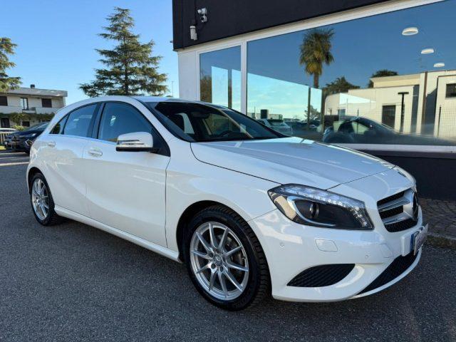 MERCEDES-BENZ A 180 CDI Automatic Premium NAVI - XENO - PDC - 17