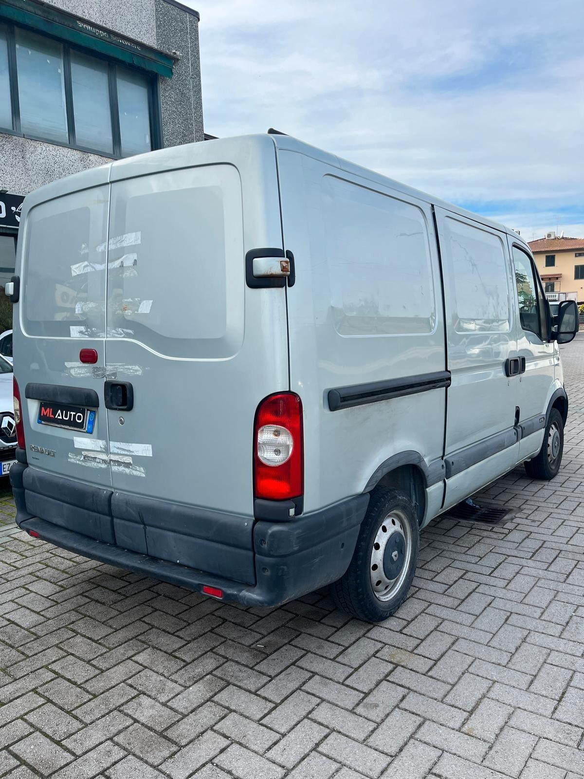 Renault Master 2.5 dCi lamierato