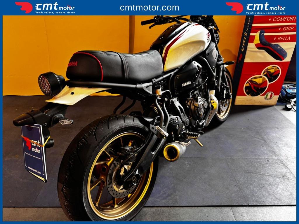 Yamaha XSR 700 - 2022