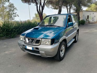 Nissan Terrano II - 3 porte - Gancio Traino