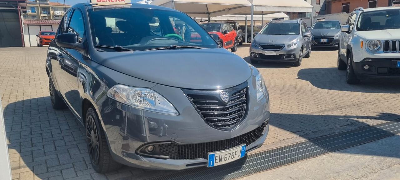 Lancia Ypsilon 1.2 69 CV 5 porte GPL Ecochic Gold