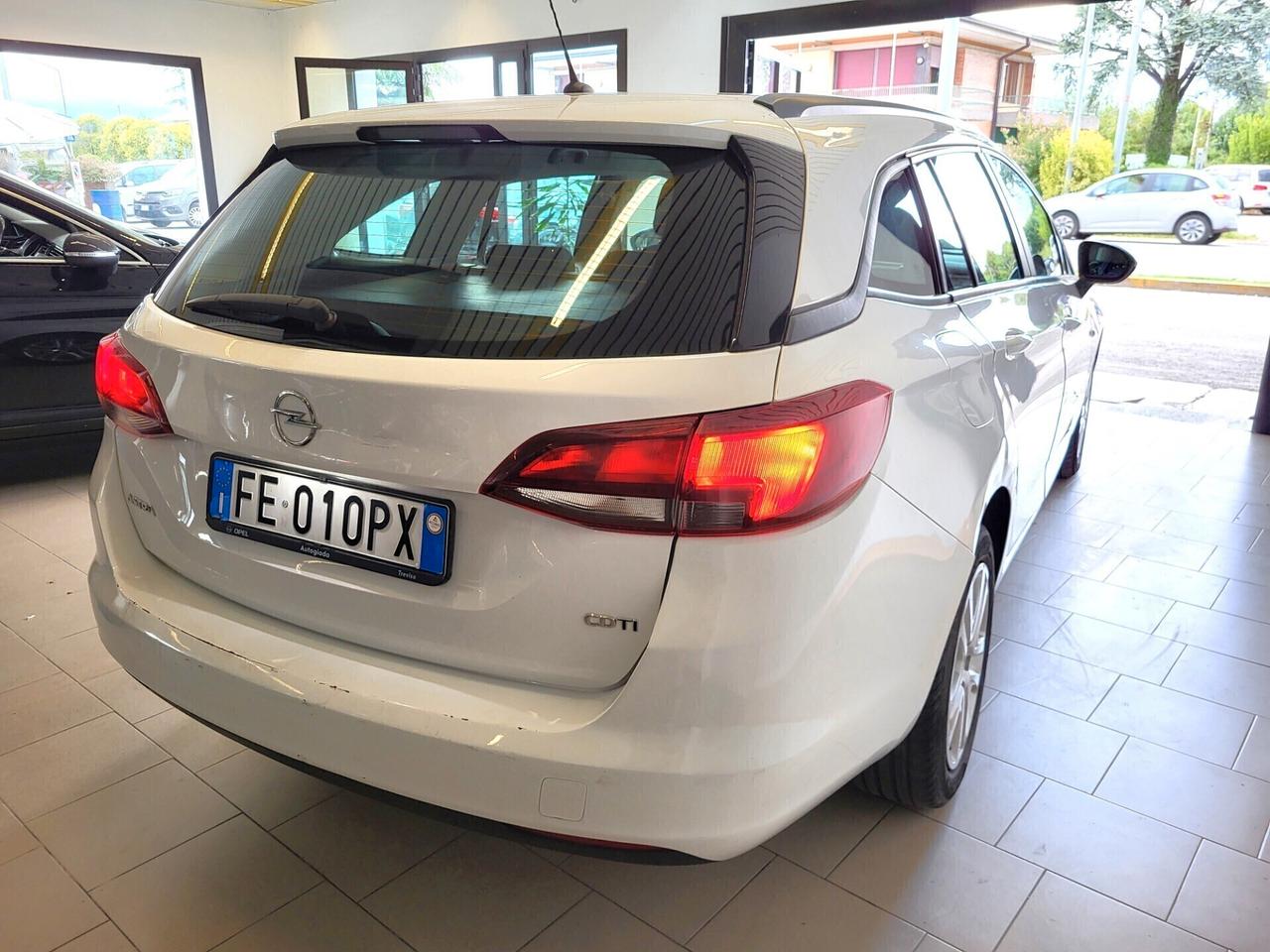 Opel Astra 1.6 CDTi Sports Tourer