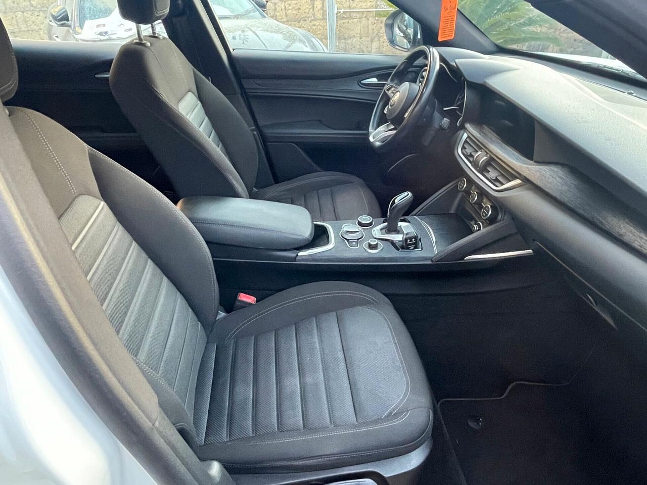 Alfa Romeo Stelvio 2.2 Turbodiesel 190 CV AT8 Q4