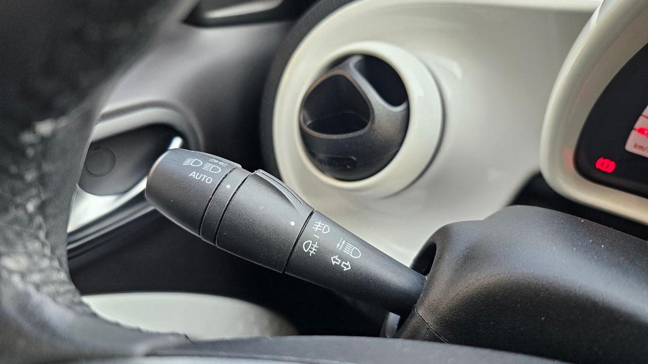 Smart ForFour 70 1.0 Passion UNIPRO' TAGL CERT LED SENSORI