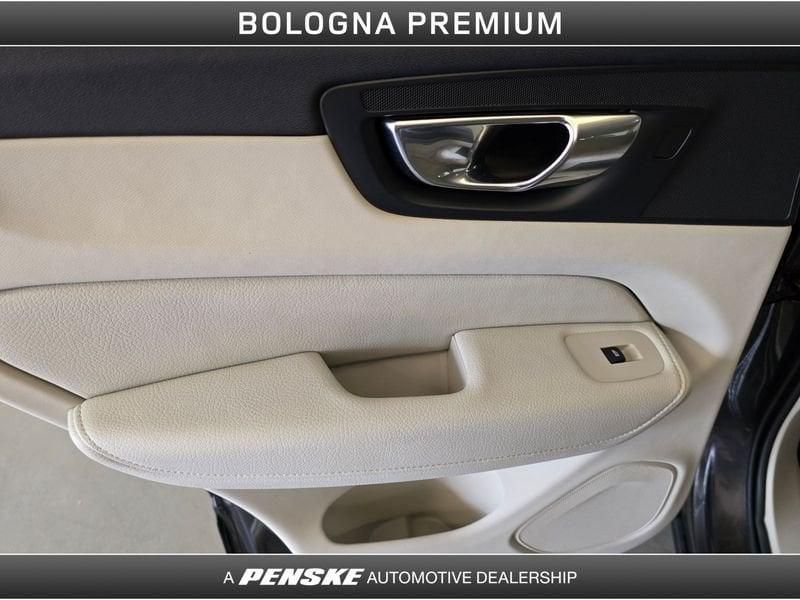 Volvo XC60 B4 (d) AWD Geartronic Momentum Pro