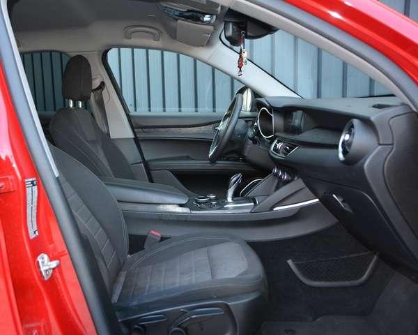Alfa Romeo Stelvio 2.2 t Sport Tech Q4 190cv auto