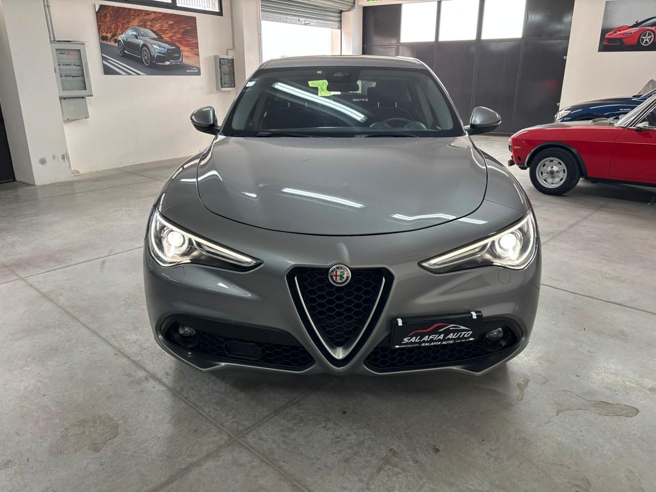 Alfa Romeo Stelvio 2.2 Turbodiesel 190 CV AT8 Q4 Business