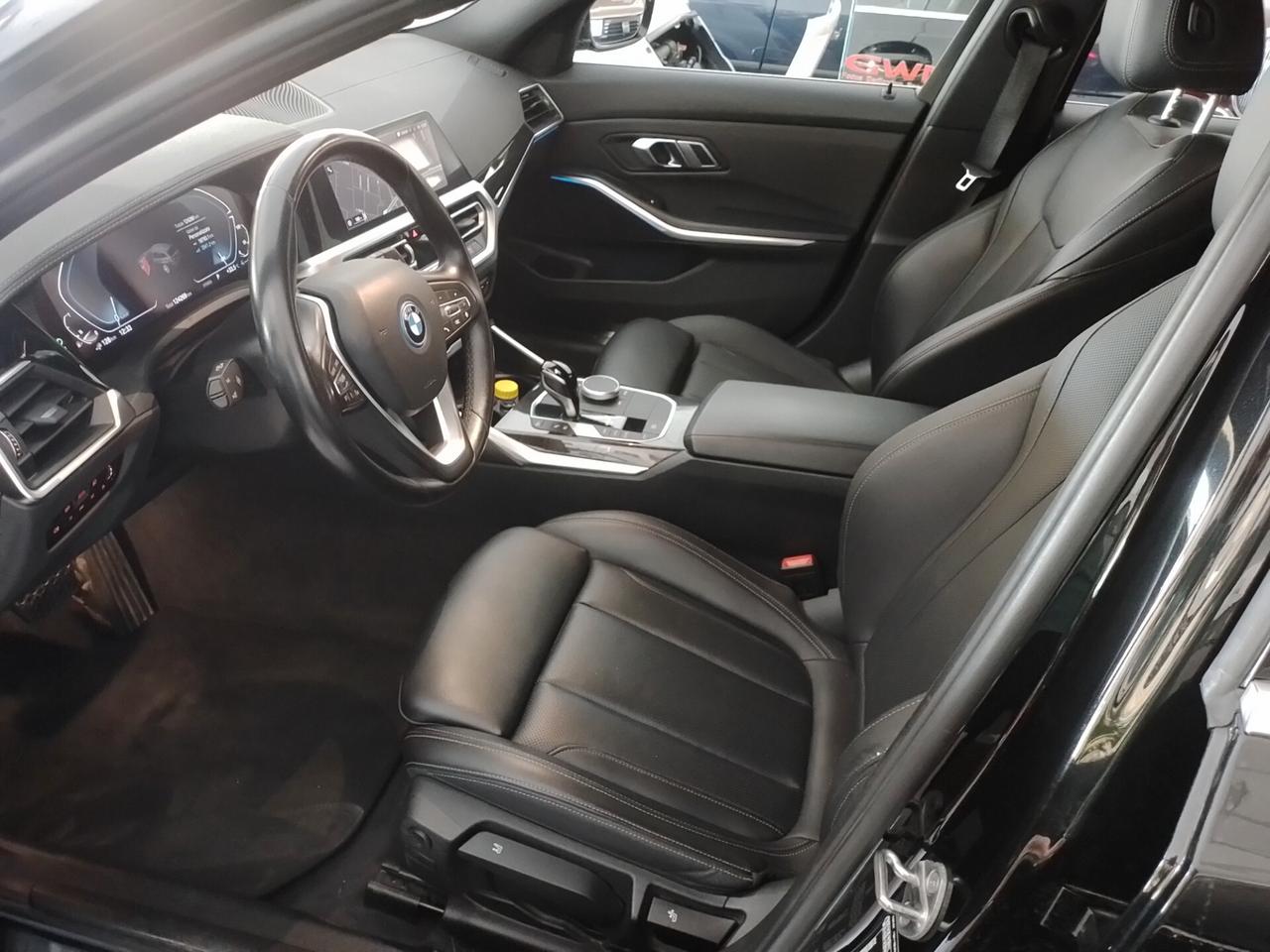 BNW 320E 2.0 Touring Luxury 163cv Plug-in Hybrid