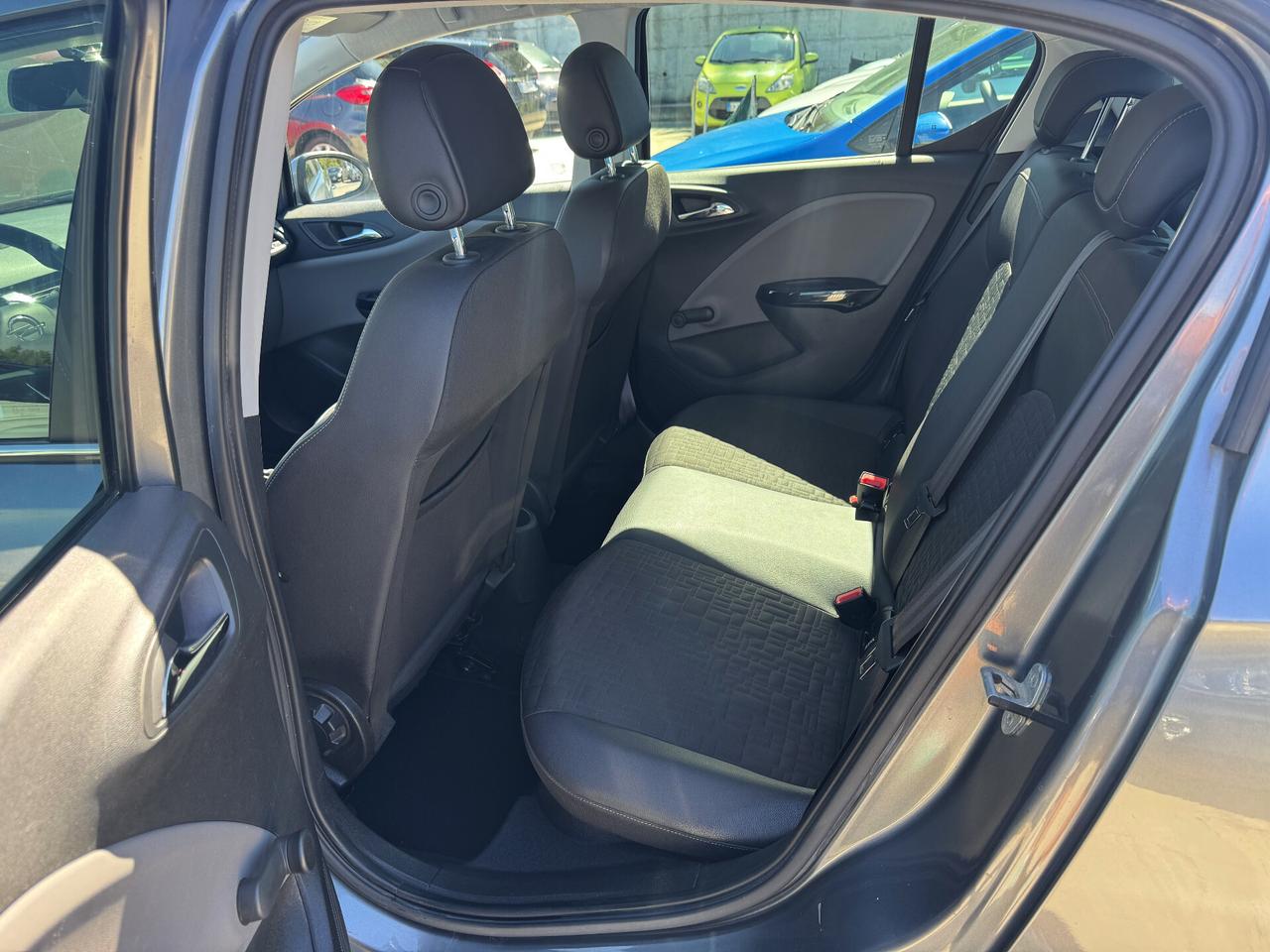 Opel Corsa 1.2 69CV COSMO/CAR PLAY/69.000km