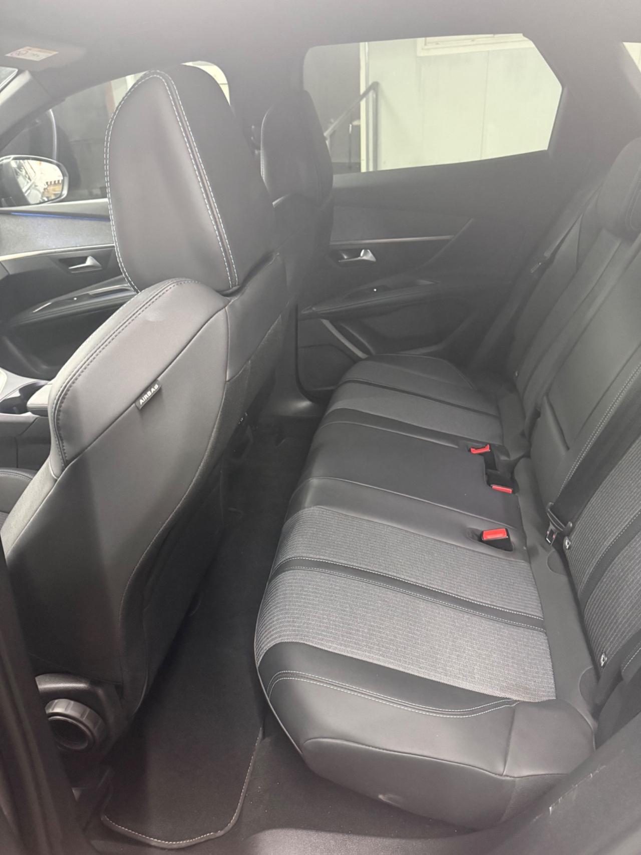 Peugeot 3008 BlueHDi 130 S&S EAT8 Allure Pack