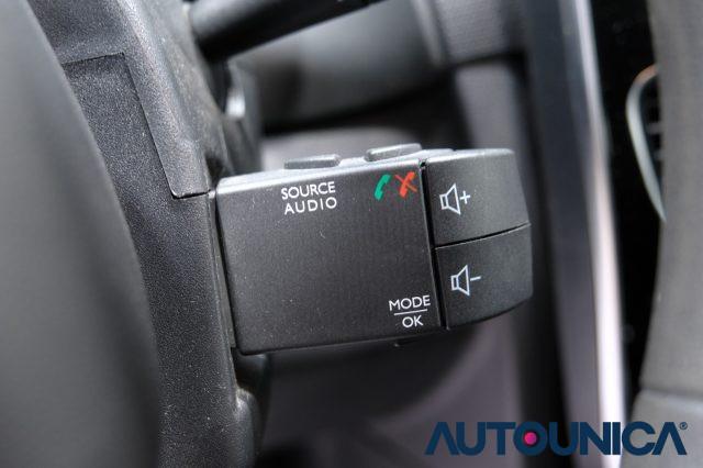 RENAULT Clio DCI 8V 90 CV 5 PORTE LIFE NEOPATENTATI