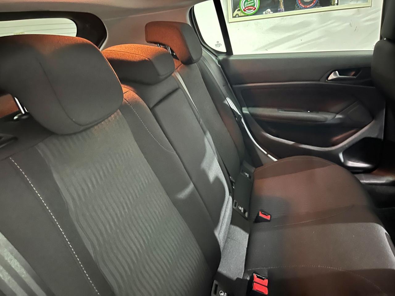 Peugeot 308 BlueHDi 100 S&S Business