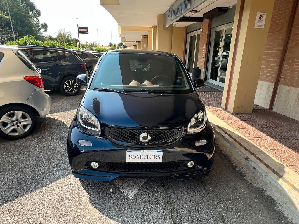Smart fortwo coupe Fortwo 0.9 t 90cv Twinamic Paris Blu Brabus Style