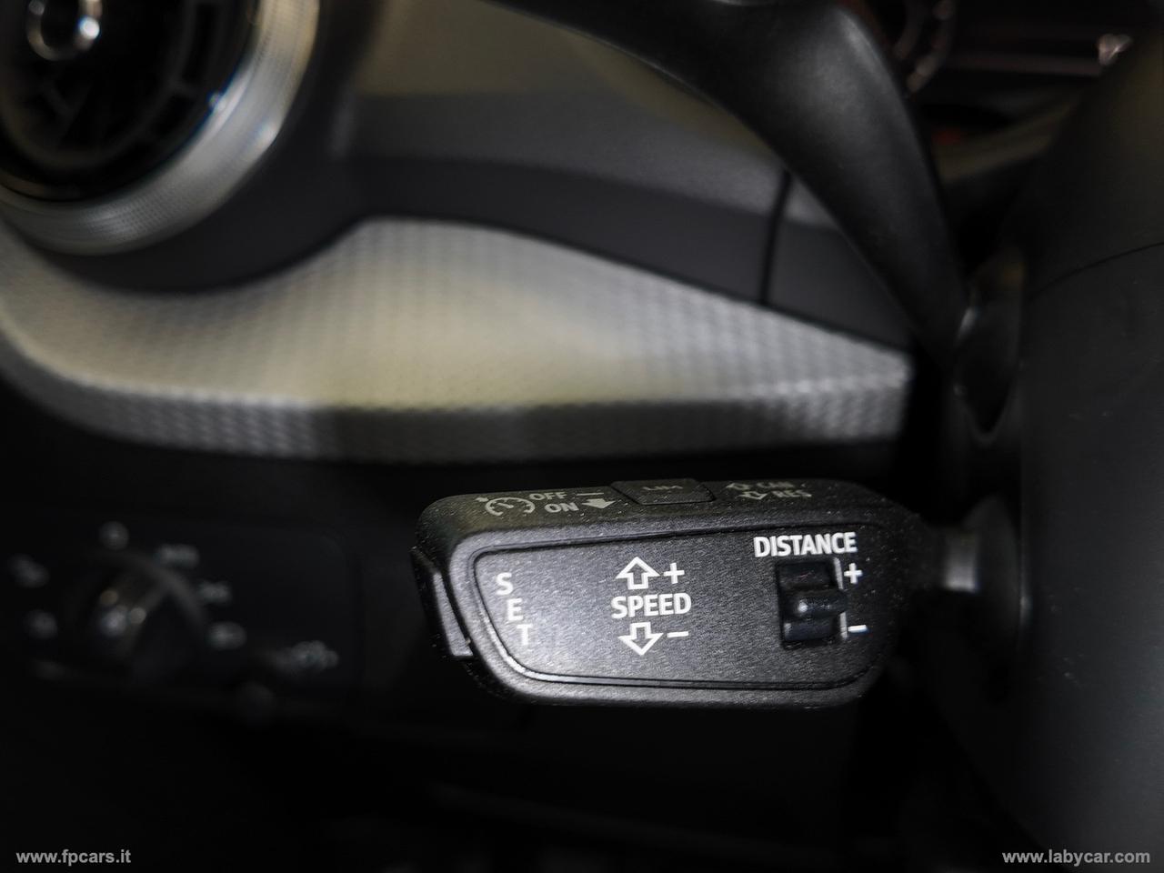 AUDI Q2 35 TDI quattro S tr. Identity Black