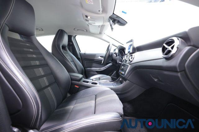 MERCEDES-BENZ GLA 200 D AUTOMATIC SPORT