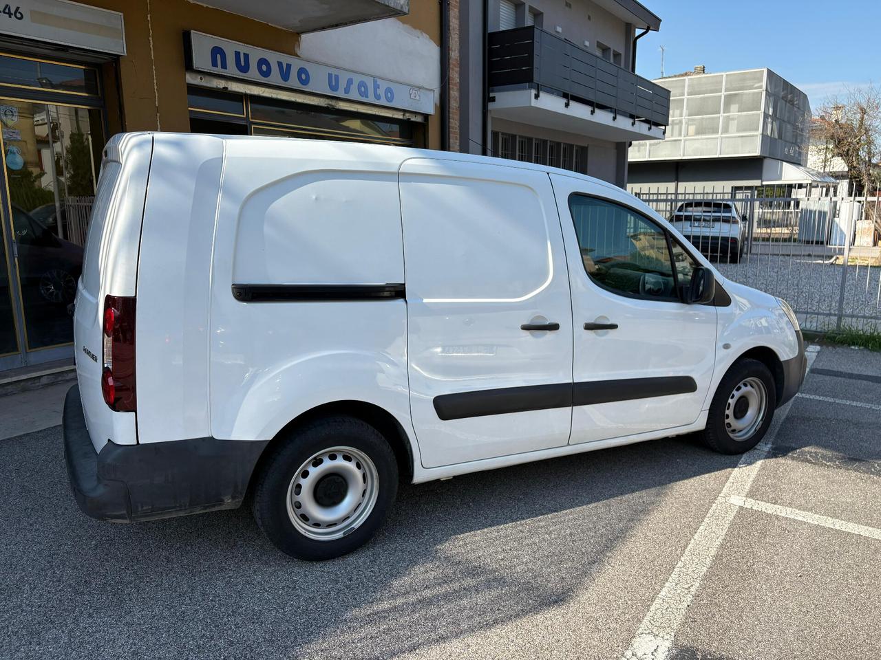 PEUGEOT Partner - 2018