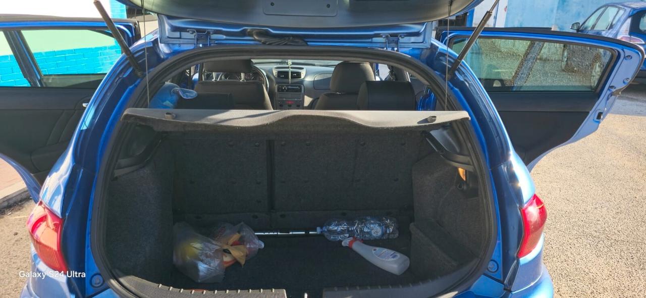 Alfa Romeo 147 1.9 JTDm (170) 5p. Ducati Corse