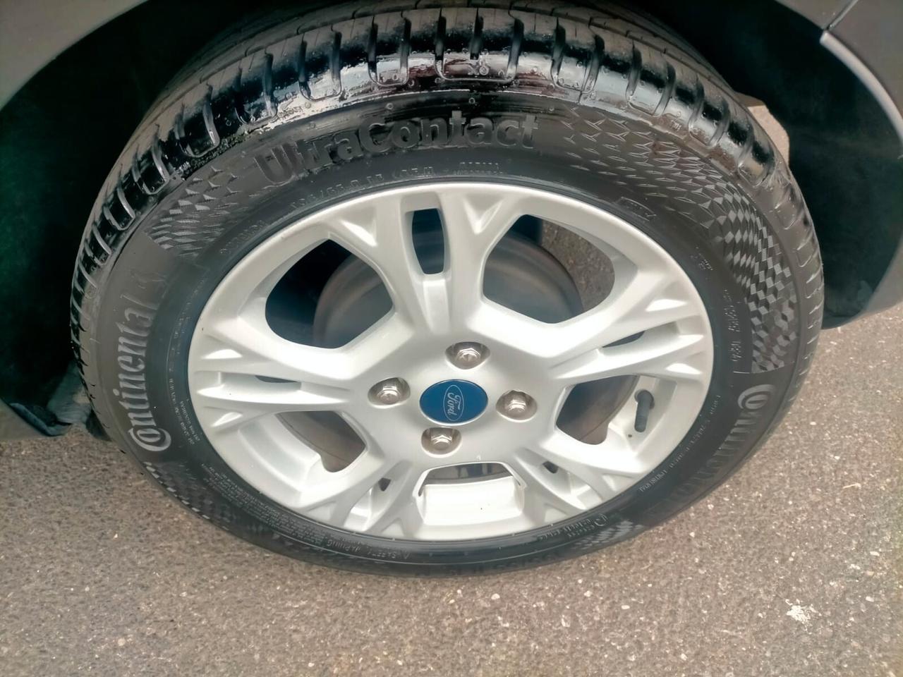 Ford Fiesta 1.4 5p. Bz.- GPL Titanium