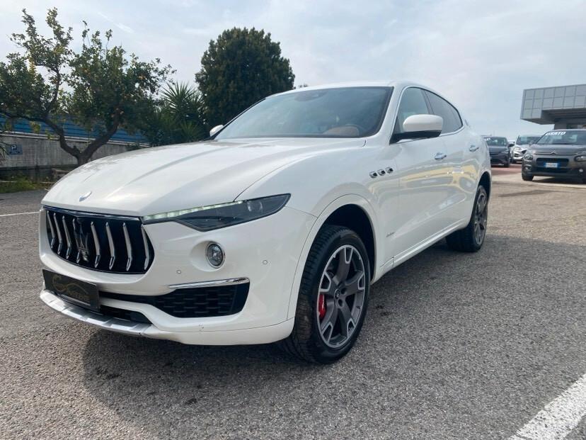 Maserati Levante V6 430 CV S Granlusso