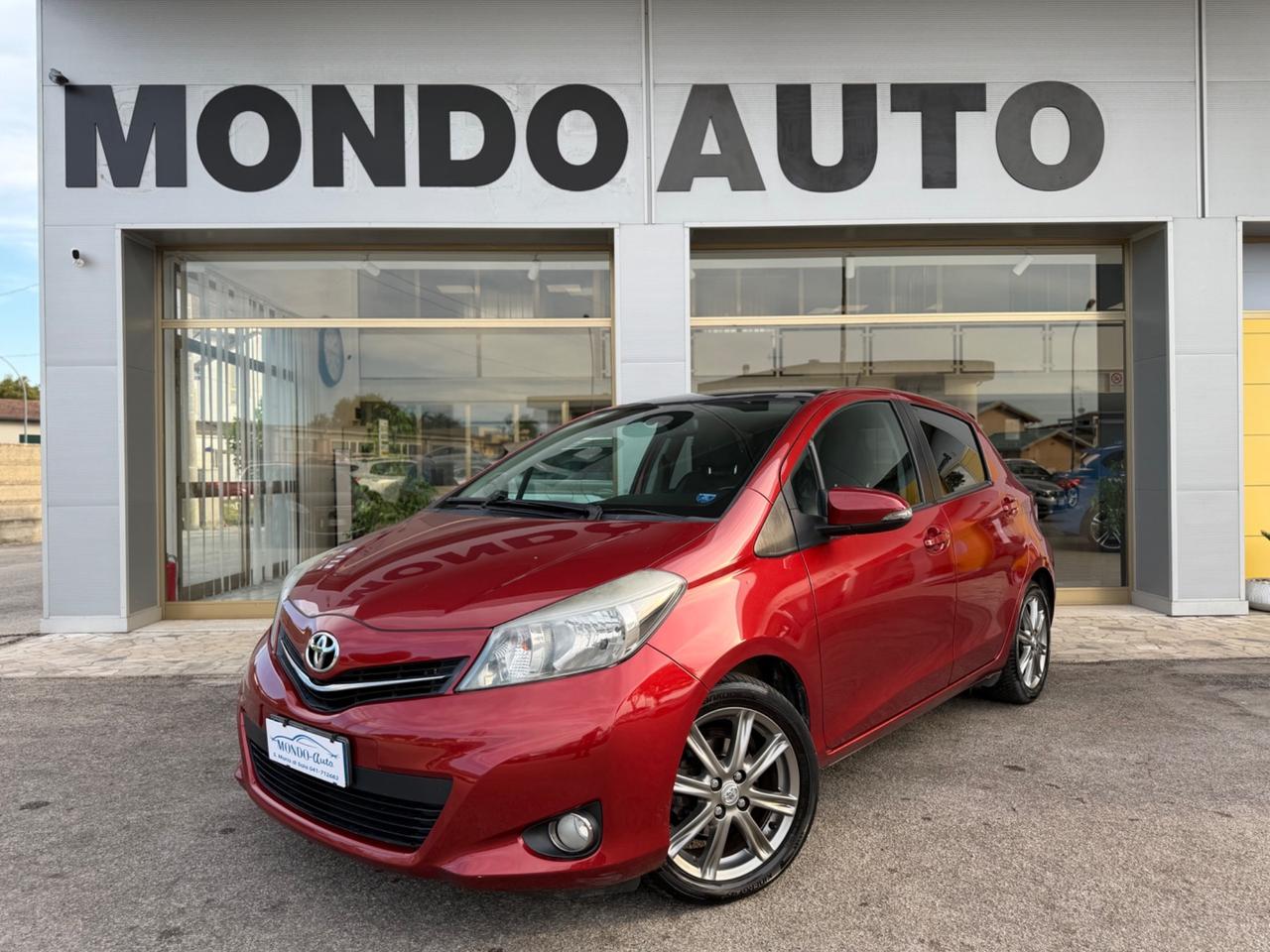 Toyota Yaris 1.3 5 porte Style
