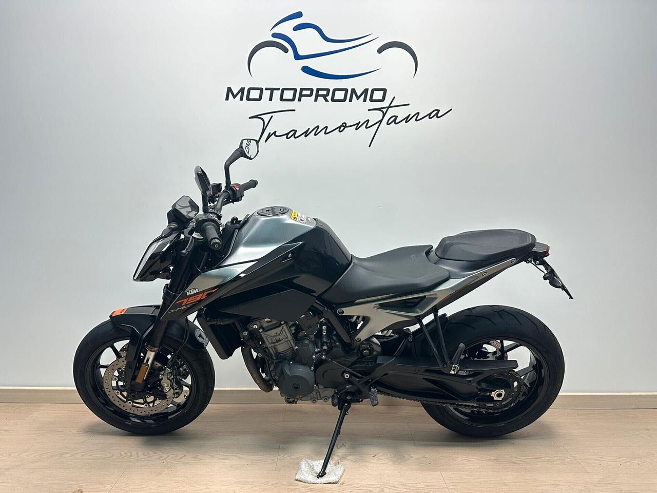 KTM DUKE 790 SCARICO MIVV DA 99€ AL MESE