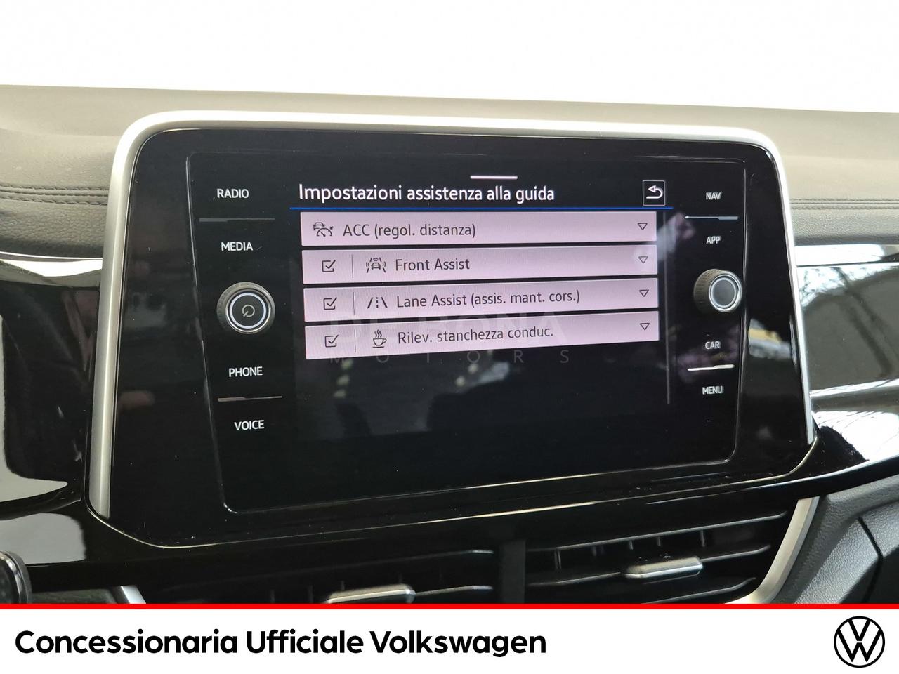 Volkswagen T-Roc 1.0 tsi r-line 110cv