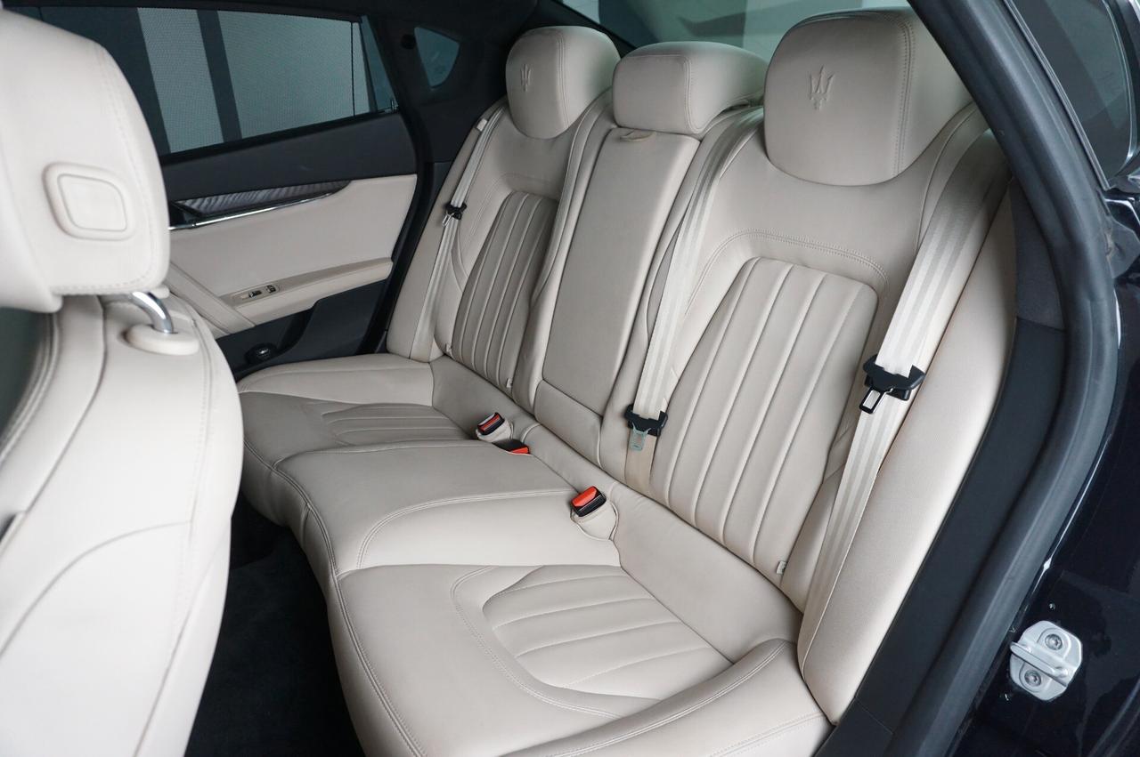 Maserati Quattroporte V6 Diesel 275 CV Gransport
