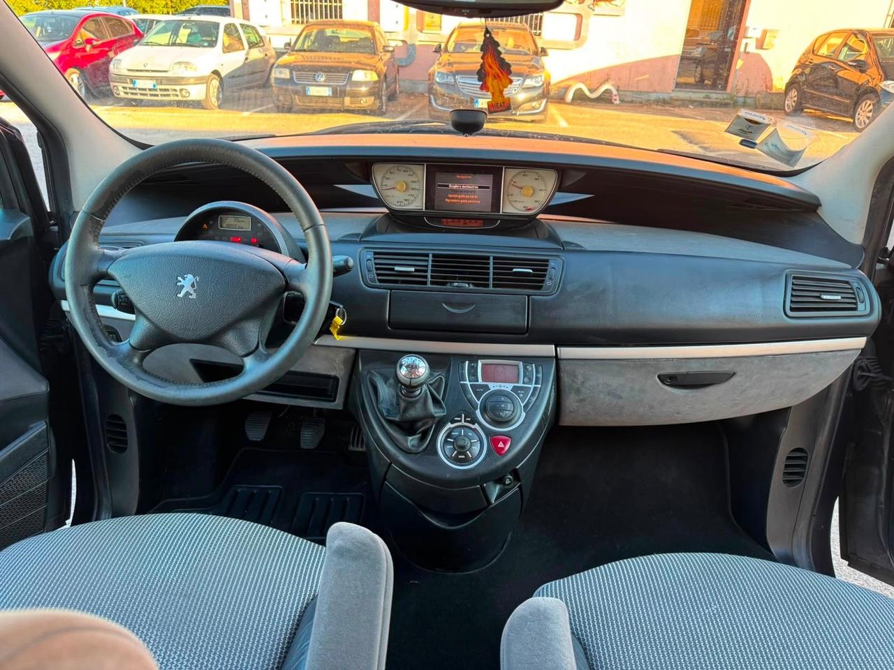 Peugeot 807 2.0 HDi 136CV 7 Posti 2011
