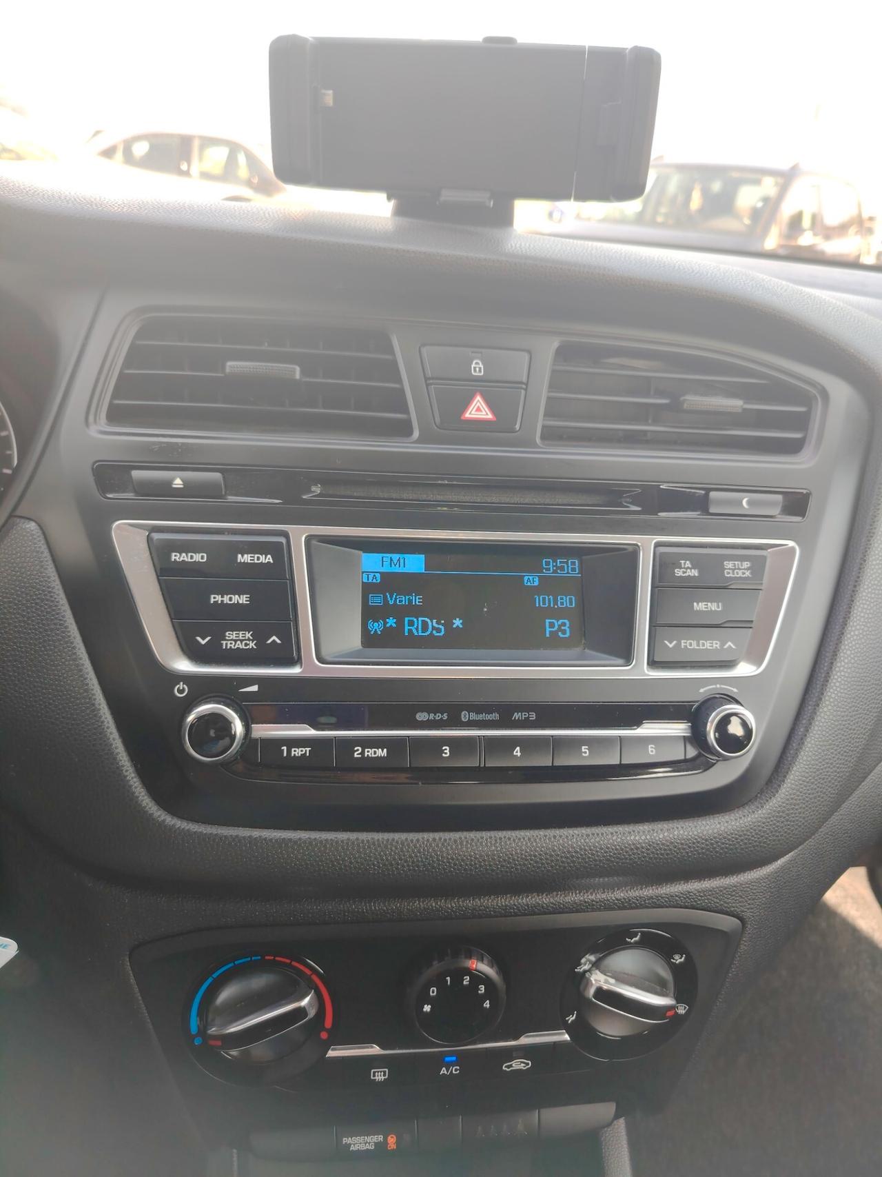 Hyundai i20 1.2 84 CV 5 porte Econext Comfort