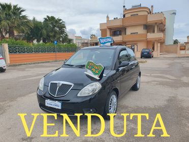 Lancia Ypsilon 1.2 Benz/GPL 44 KW 60 CV Neopatentati