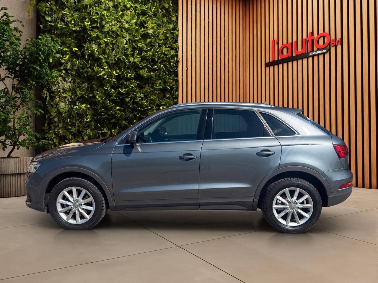 Audi Q3 2.0 TDI 120 CV S-TRONIC