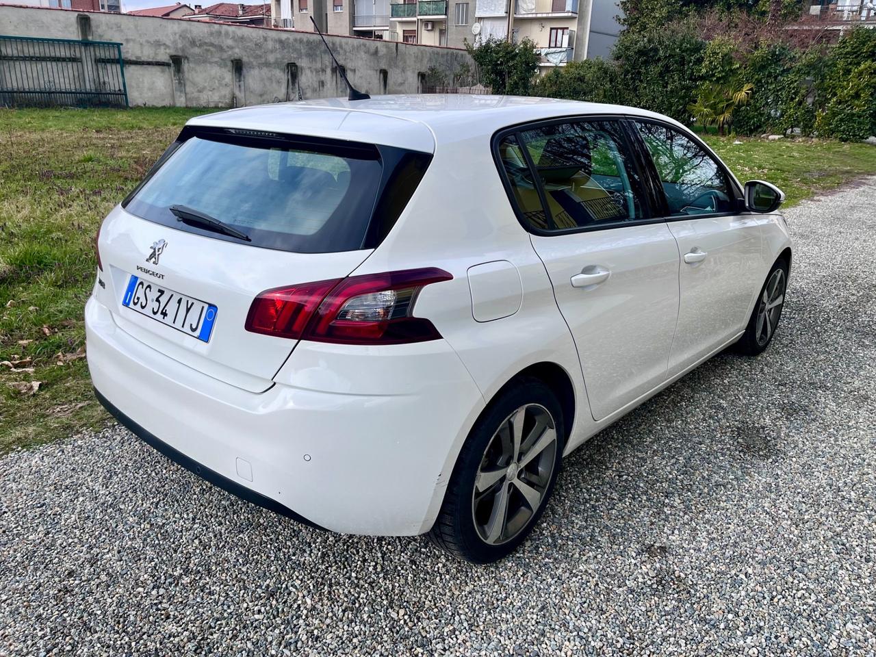 Peugeot 308 BlueHDi 100 S&S Business