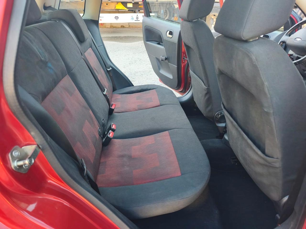 Ford Fiesta 2006 ---1.2 Benzina Neopatentati
