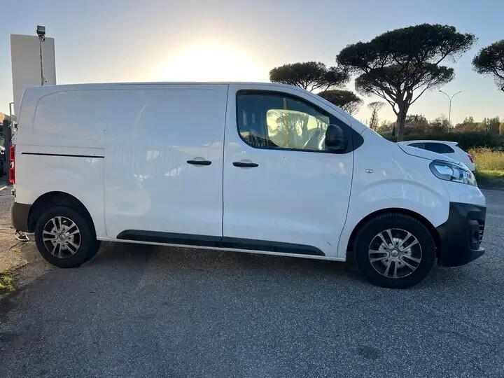 Opel Vivaro 1.5 Diesel 120CV S&S PC-TN S Furgone Essentia