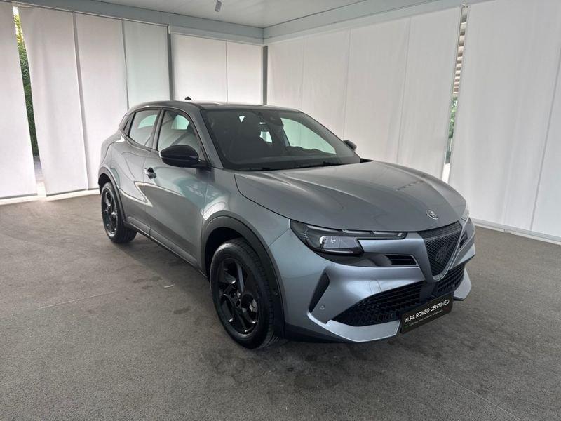 Alfa Romeo Junior 1.2 145CV Hybrid eDCT6 ibrida