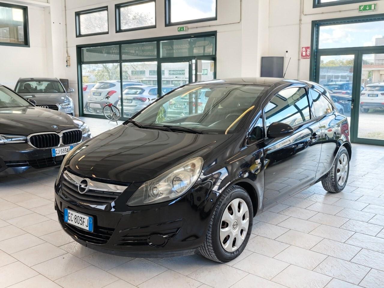 Opel Corsa 1.2 3 porte Club