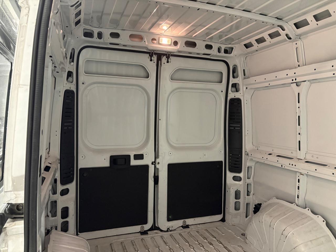 Citroen Jumper 33 BlueHDi 140 S&S PM-TM Furgone € 15500+IVA
