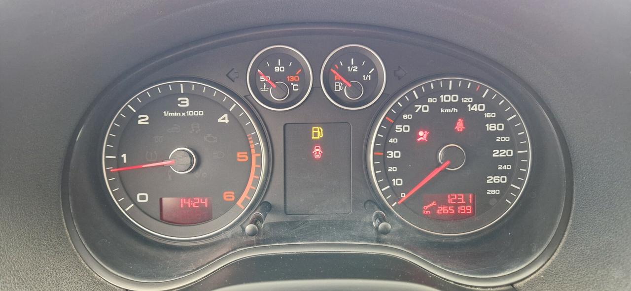 Audi A3 1.6 TDI 90cv Ambition