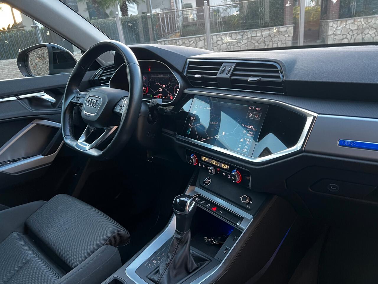Audi Q3 35 TDI S tronic - 2020