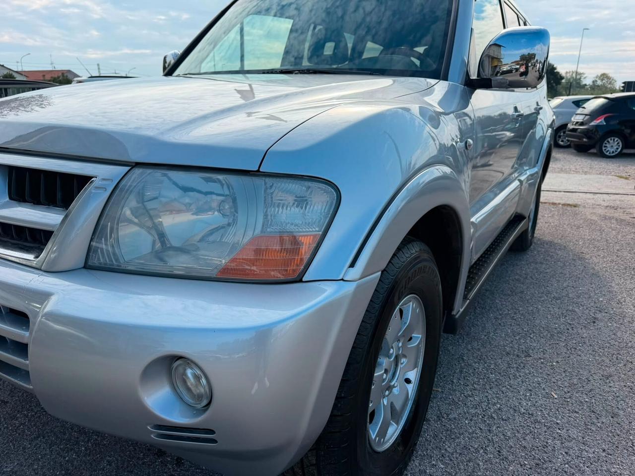Mitsubishi Pajero 3.2 16V DI-D 5p. GLS1