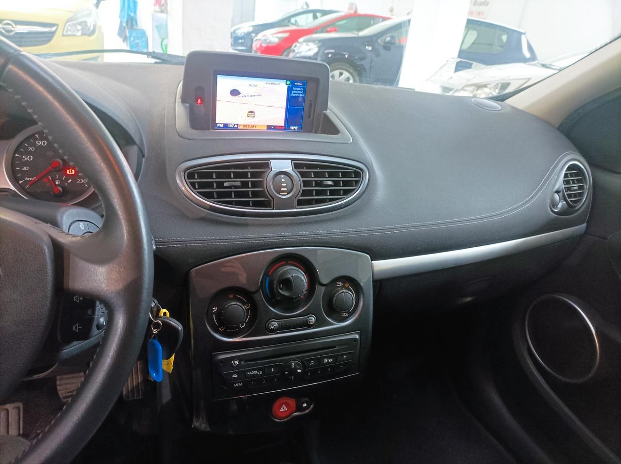Renault Clio 1.2 16V 3 porte Confort 2011